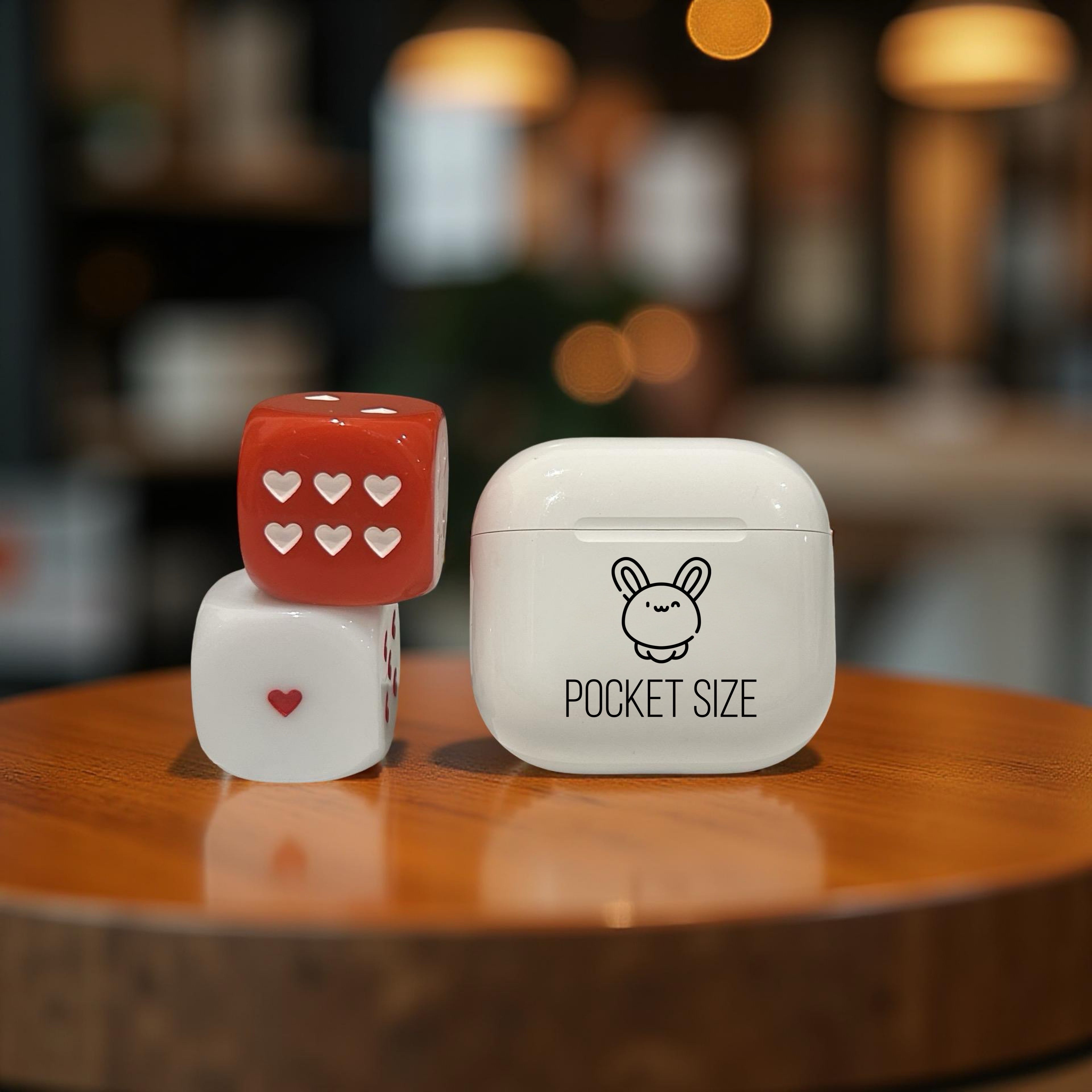 White/Red Dice - Set of 2